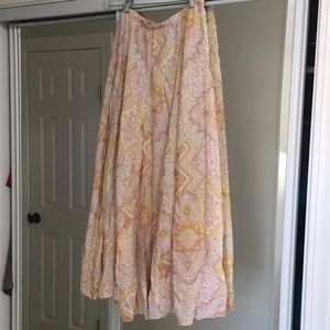 Size M New Directions skirt, brand new never worn!